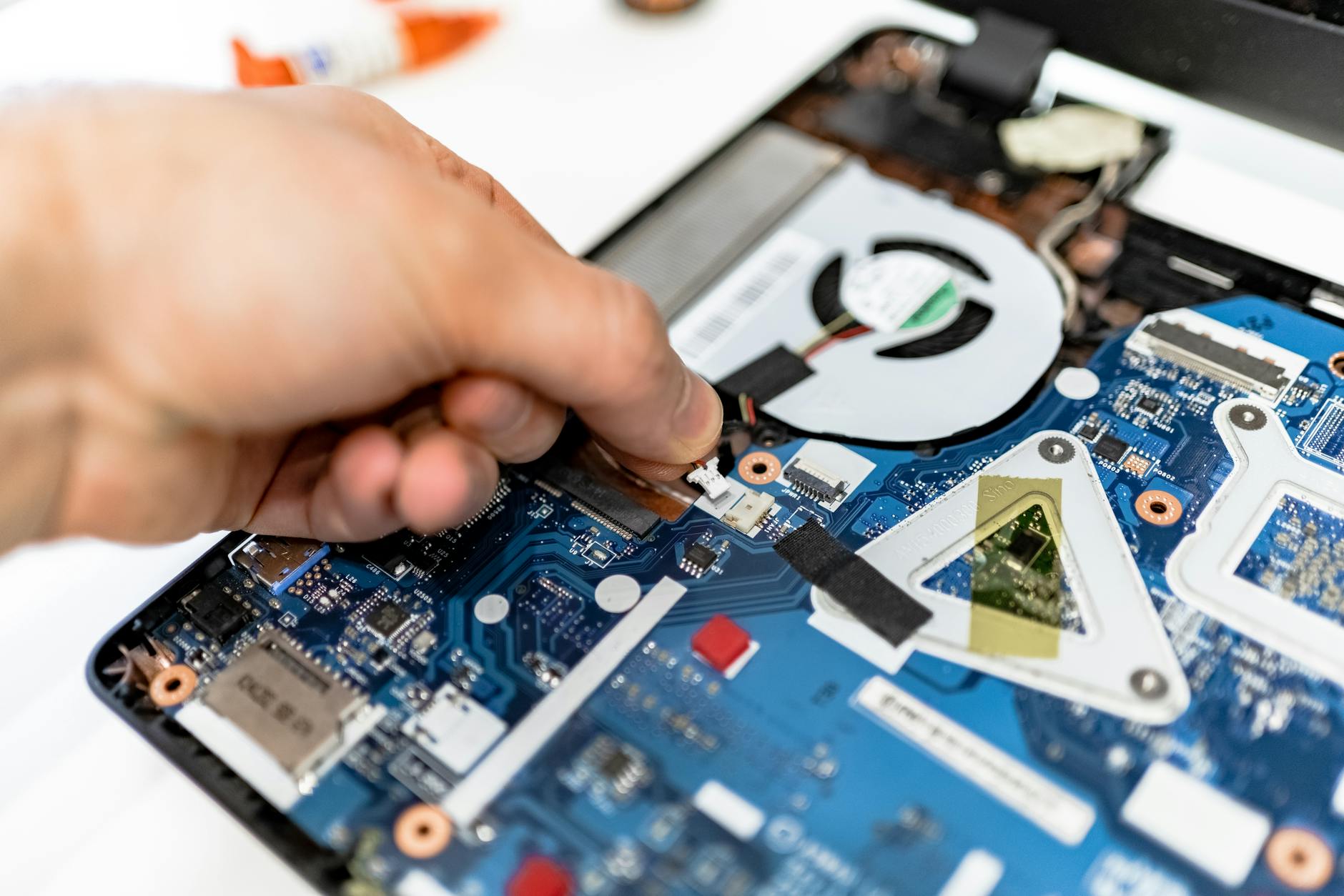 Serwis Dell Latitude 5240